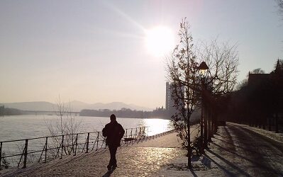 KOMM in Merkels postfaktisches Wunderland